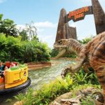 Pacu Adrenalin Anda Saat Berkunjung ke Singapore Zoo atau Universal Studio