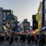 3 Tempat Belanja Populer Di Korea Selatan, Shopaholic Merapat!