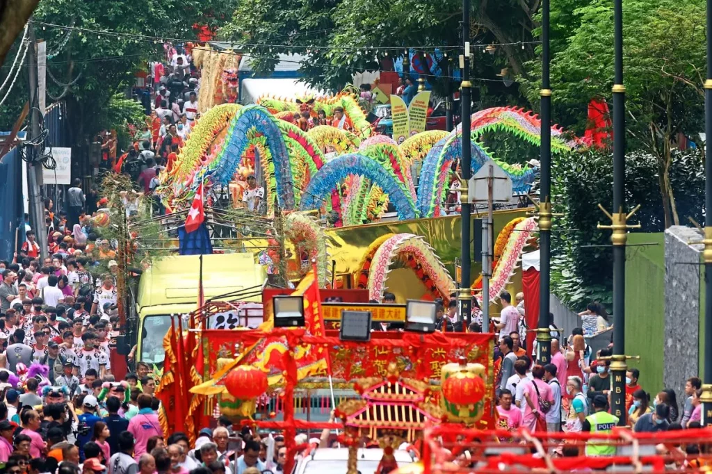 Parade ini menggabungkan berbagai suku etnis di Singapura yang multikultural. (Sumber: The Star)